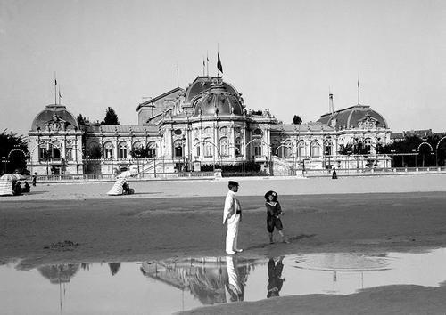 Le casino et son reflet